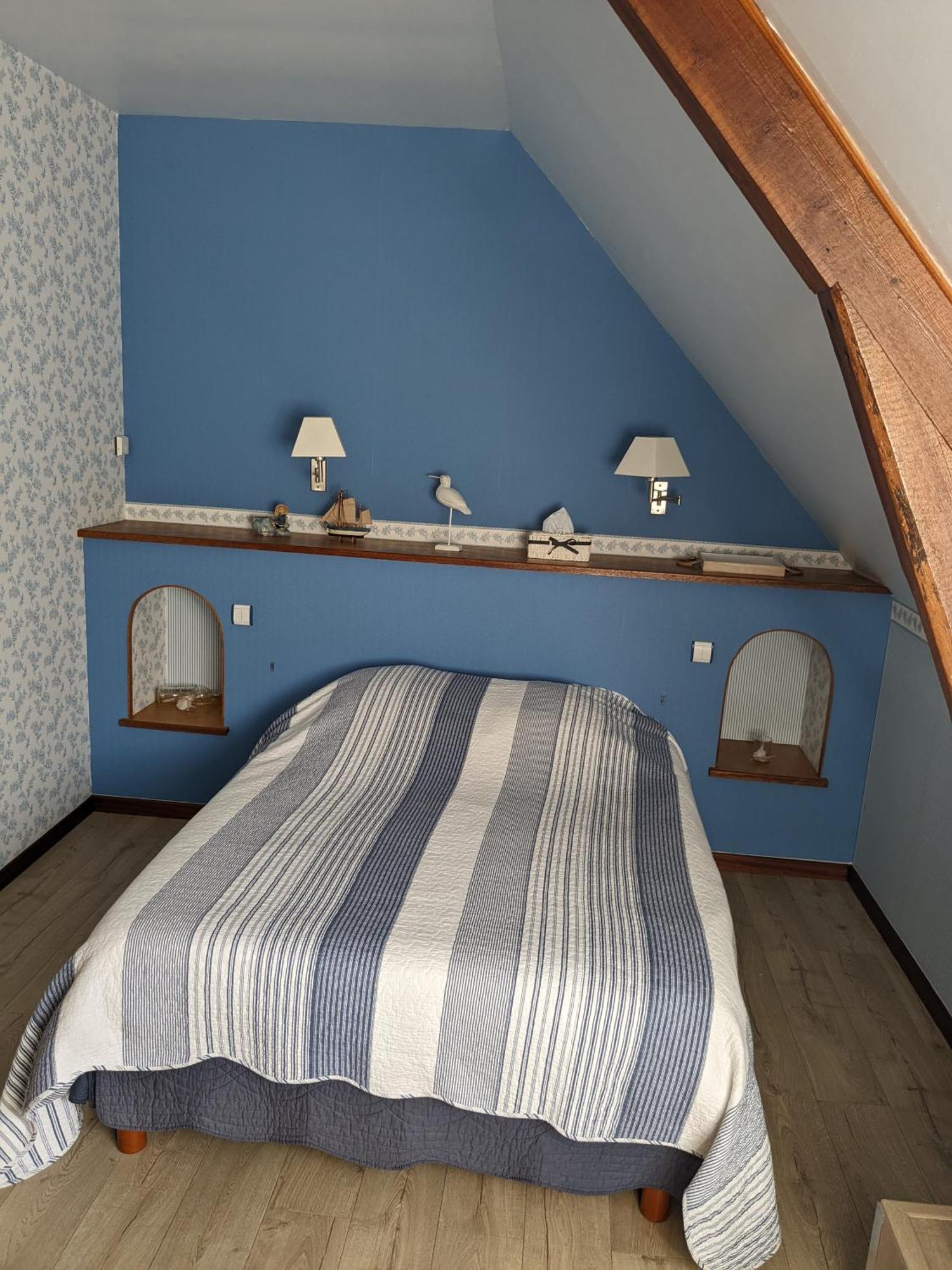 La Ferme Du Guindal Hotel Marquise Room photo